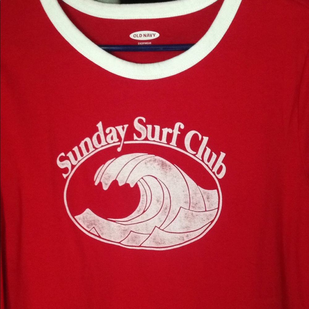 Sunday surf club graphic Tee
